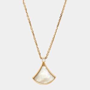 Pre Owned Bvlgari Divas' Dream Mother of Pearl Diamond 18k Rose Gold Necklace