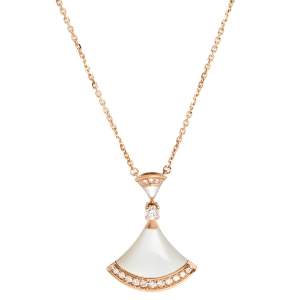 Pre Owned Bvlgari Divas' Dream Mother of Pearl Diamond 18K Rose Gold Pendant Necklace