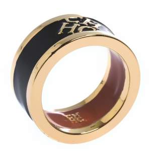 Pre Owned Carolina Herrera CH Black Enamel Gold Tone Band Ring Size 56