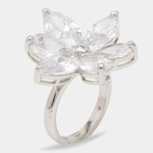 Pre Owned Carolina Herrera CH Crystal Jasmine Silver Tone Ring Size 52