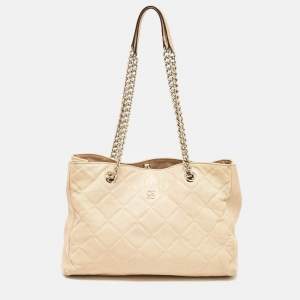 Carolina Herrera Beige Logo Embossed Quilted Leather Chain Tote