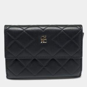 Pre Owned Carolina Herrera Black Quilted Leather Flap Compact Wallet