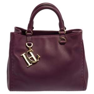 Pre Owned Carolina Herrera Purple Leather Charm Tote