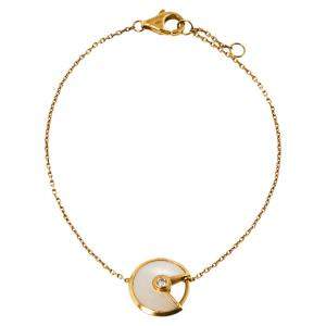 Pre Owned Cartier Amulette de Cartier Mother of Pearl Diamond 18K Yellow Gold XS Bracelet