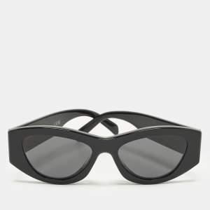 مملوكة مسبقًا Celine Black CL40308U Triomphe Cat Eye Sunglasses