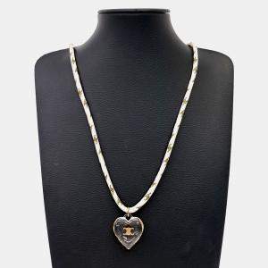 مملوكة مسبقًا Celine Triomphe Heart Necklace