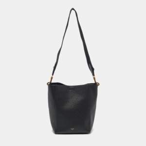 مملوكة مسبقًا Celine Black Leather Small Sangle Bucket Bag