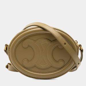 مملوكة مسبقًا Celine Green Small Calfskin Cuir Triomphe Oval Crossbody