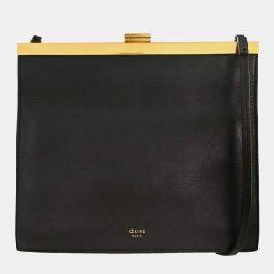 مملوكة مسبقًا Celine Black Leather Clasp Shoulder Bag