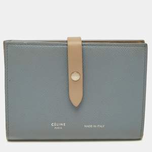 مملوكة مسبقًا Celine Strap Medium Light Blue/Beige Leather Wallet