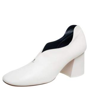Pre Owned Celine White Leather V-Neck Block Heel Pumps Size 38.5