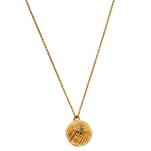Pre Owned CH Carolina Herrera Textured Gold Tone Round Pendant Necklace