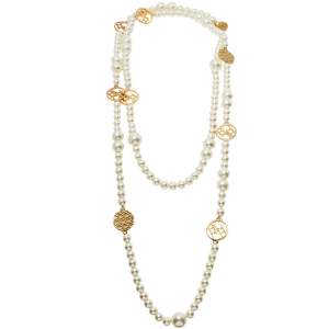 Pre Owned CH Carolina Herrera A day for Love Station Necklace
