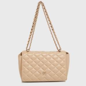 Pre Owned CH Carolina Herrera Beige Quilted Leather Flap Shoulder Bag