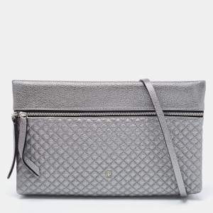 Pre Owned CH Carolina Herrera Metallic Grey Quilted Leather Front Zip Crossbody Bag