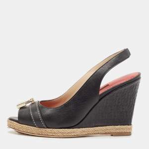 CH Carolina Herrera Black Leather Wedge Sandals Size 37