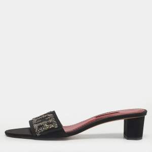مملوكة مسبقًا CH Carolina Herrera Size 41 Black Satin Crystal Embellished Slide Sandals