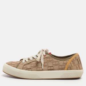 Pre Owned CH Carolina Herrera Size 40 Beige Canvas Lace Up Sneakers