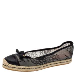 Pre Owned Carolina Herrera Black Lace and Mesh Bow Espadrille Flat Size 38