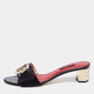 Pre Owned CH Carolina Herrera Black Patent Leather Crystal Embellished Block Heel Slide Sandals Size 39
