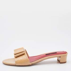 Pre Owned CH Carolina Herrera Beige Patent Leather Bow Slide Sandals Size 39