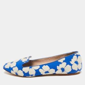 Pre Owned Carolina Herrera Blue/White Floral Embroidered Fabric Smoking Slipper Size 39