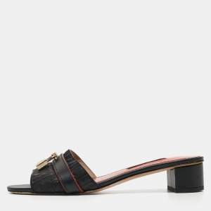 Pre Owned CH Carolina Herrera Black Leather Slide Sandals Size 36