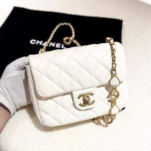Pre Owned Chanel Square Flap White Leather Chain Shoulder Bag