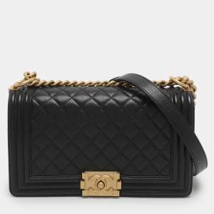 مملوكة مسبقًا Chanel Boy Medium Black Quilted Leather Flap Bag