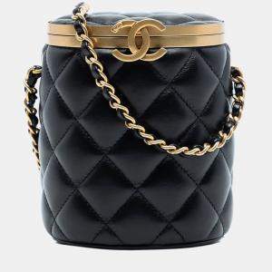 مملوكة مسبقًا Chanel Black Mini Quilted Lambskin Crown Box Bag