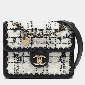 Pre Owned Chanel Black/White Tweed and Leather Mini My Own Frame Flap Bag 