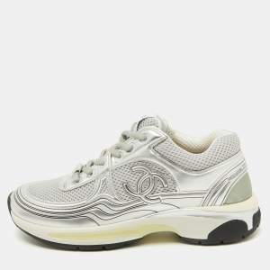 مملوكة مسبقًا Chanel Silver/Grey Leather and Mesh CC Low Top Sneakers Size 38