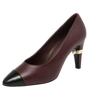 مملوكة مسبقًا Chanel Black/Burgundy Leather CC Pearl Embellished Heel Pumps Size 36.5