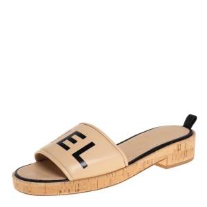 Pre Owned Chanel Beige/Black Logo Cork Slide Sandals Size 40