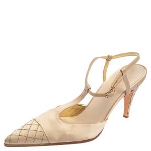 مملوكة مسبقًا Chanel Beige Satin Pointed Cap Toe T Strap Pumps Size 38.5