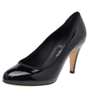 Chanel Black Patent Leather Round Toe Pumps Size 37