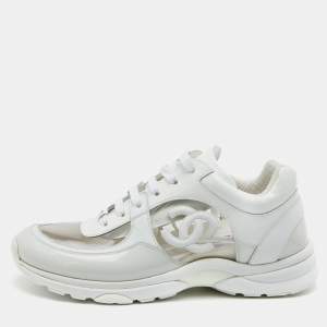 Pre Owned Chanel White PVC and Patent Leather CC Low Top Sneakers Size 39.5