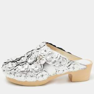 Chanel Silver Leather Camellia Embellished CC Lock Wooden Clogs Size 37