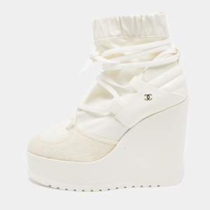 Chanel Off White Patent Leather and Neoprene CC Lace Up Wedge Boots Size 38