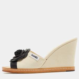 Pre Owned Chanel Cream Canvas Camellia Embellished Wedge Sandals Size 40.5