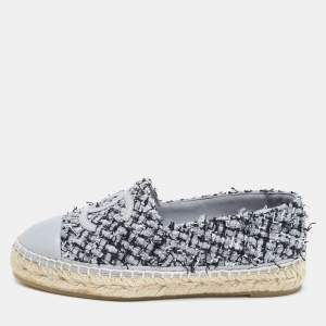 Chanel Grey Tweed and Leather Cap Toe CC Espadrille Flats Size 36