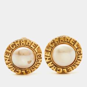 Chanel Faux Pearl Gold Tone Round Clip-on earirngs