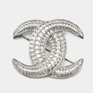 Pre Owned Chanel CC Crystals Silver Tone Brooch