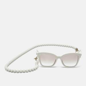 مملوكة مسبقًا Chanel Ivory Gradient 5487 CC Chain Square Sunglasses