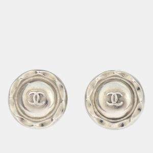 Pre Owned Chanel Button Earrings Clip-On Silver