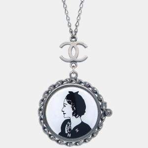Pre Owned Chanel Mademoiselle Chain Pendant Necklace Silver
