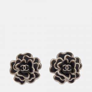 Pre Owned Chanel Flower Earrings Clip-On Silver Black