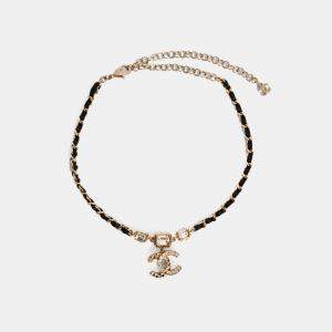 Pre Owned Chanel 2023 Silver Toned Crystal CC Choker Necklace