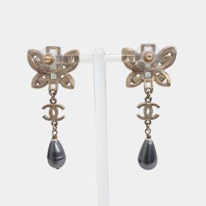 Pre Owned Chanel Gold Tone Metal earrings