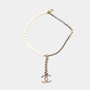 مملوكة مسبقًا Chanel Metal pearl bracelet